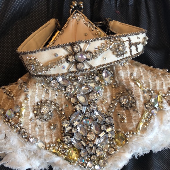 Mary Francis purse - Picture 5 of 5